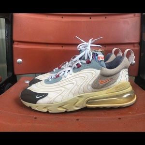 (SOLD) Travis Scott Nike Air Max 270 Size 9 men